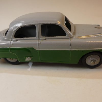 Dinky Toys 164 Vauxhall Cresta Saloon grey green rare hood