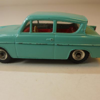 Dinky Toys 155 Ford Anglia Mod.1